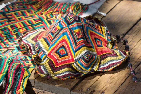 handmade artisan textiles in Colombia