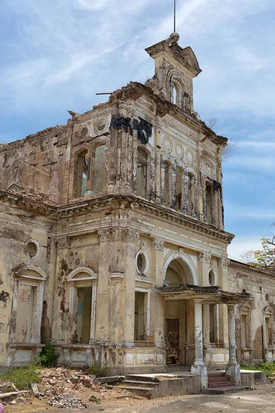 Budování ruiny v Nikaragui Granada — Stock fotografie
