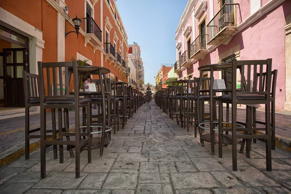April 2014 Campeche Mexico Restaurant Patio Setup Straten Afgesloten Van — Stockfoto