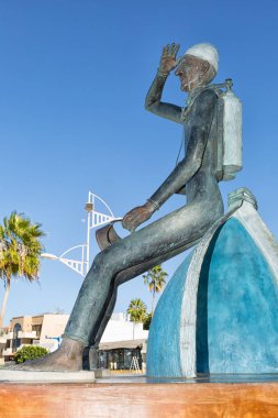 Jacques Cousteau heykeli La Paz Mexico 'da 