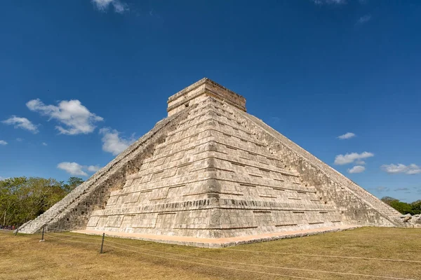 Chichen Itza archaeological site — Stock Photo, Image