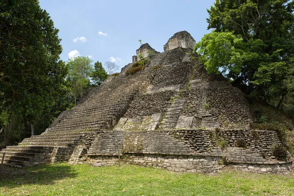 Sitio arqueológico maya de Dzibanche en México — Foto de Stock