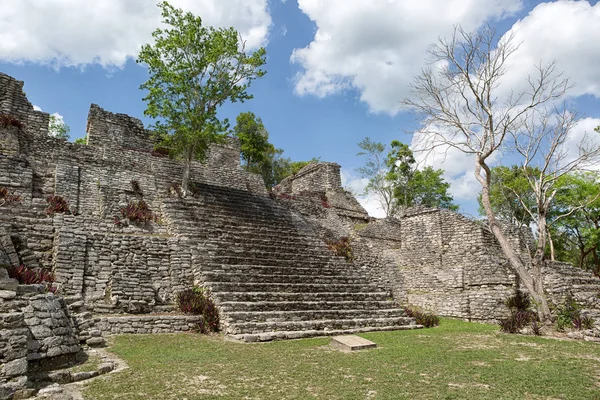 Sitio arqueológico de Kinichna en México — Foto de Stock
