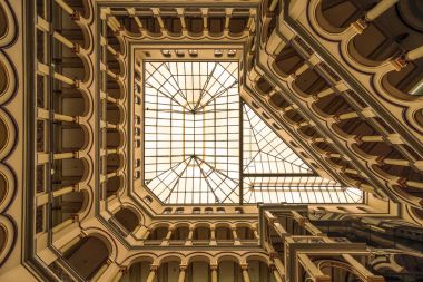 Binanın mimari Medellin Kolombiya tavan 