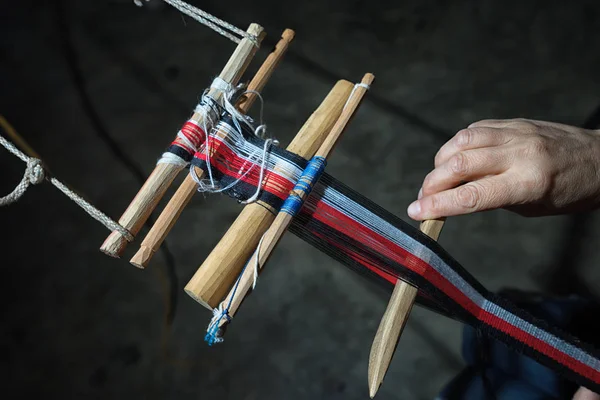 Traditional weaving in Guatemala — Stock Photo, Image