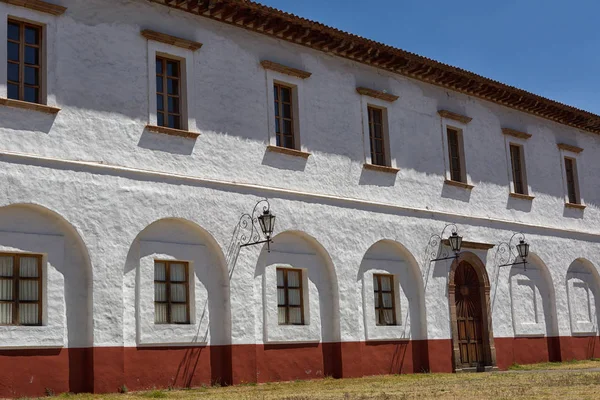 Edificio colonial en Puebla, México — Foto de Stock