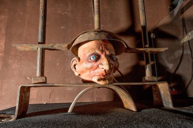 Meksika aracında İspanyolca işkence 