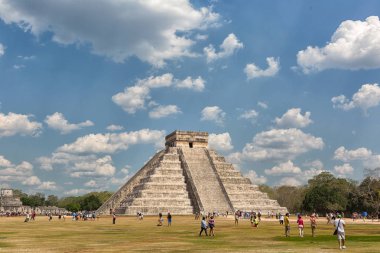 Chichen Itza Harabeleri Meksika turist 
