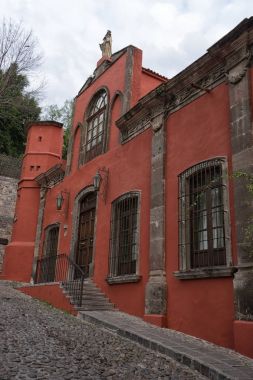 San Miguel de Allende, Meksika sömürge mimarisi