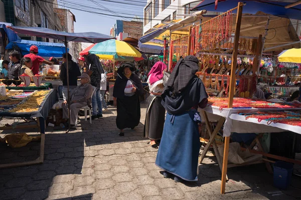 Otavalo Ecuador Diciembre 2017 Mercado Artesanal Aire Libre Staurday Popular — Foto de Stock