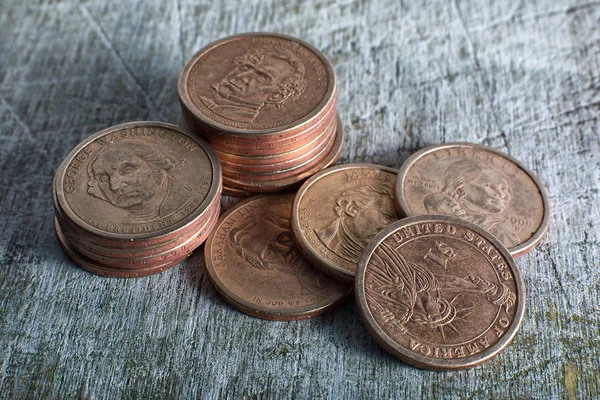 Detailní záběr na jeden dolar mince Spojených států — Stock fotografie