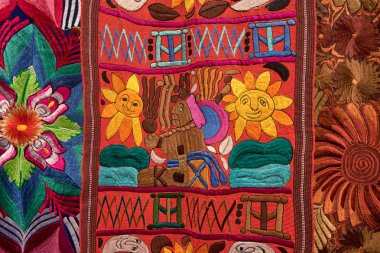 Esnaf piyasada yerli el işi Tekstil closeup Otavalo, Ekvador - 17 Şubat 2018: