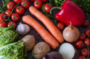 Yaz sebze, salata ve çorba için ham maddeler