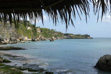 Bali kıyı şeridi boyunca güzel kıyı manzarası