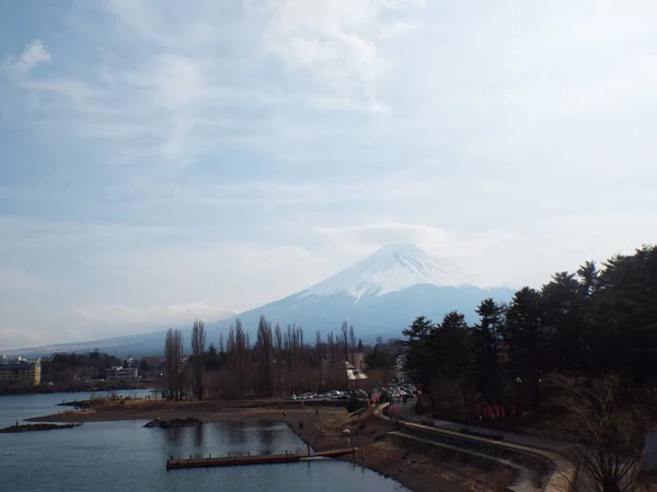 Góra. Fuji w mglisty dzień, z jeziora kawaguchi — Zdjęcie stockowe