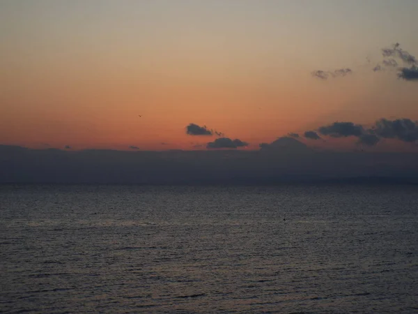 Un bellissimo tramonto sulla costa vicino a Zushi, Giappone — Foto Stock