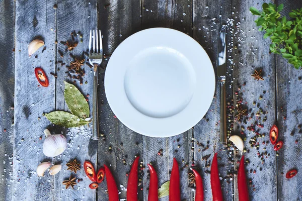 Bovenaanzicht Van Samenstelling Met Rode Hete Peper Likdoorns Peper Peulen — Stockfoto