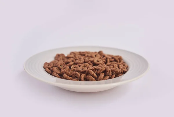 Placa Con Cereales Copos Maíz Aislados Sobre Fondo Blanco —  Fotos de Stock