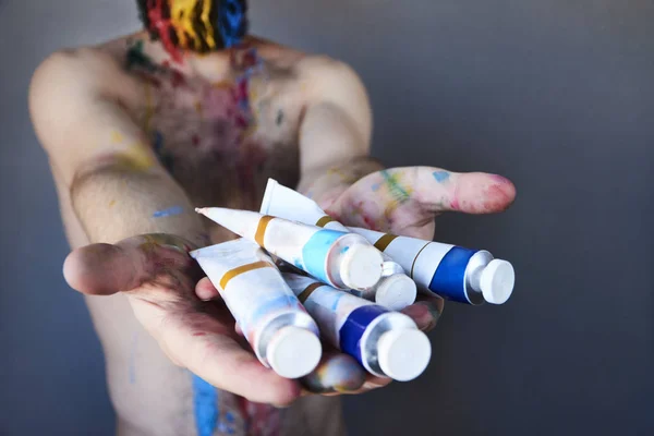 Attractive Bearded Man Colorful Painted Beard Holding Oil Paints Gray — Stock Photo, Image