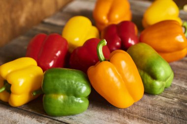 Ham yeşil organik Bell 