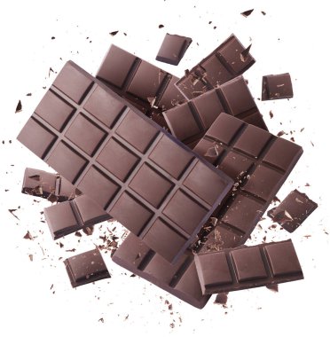 Havada uçuşan lezzetli çikolatalar. Yüksek çözünürlüklü yükselme