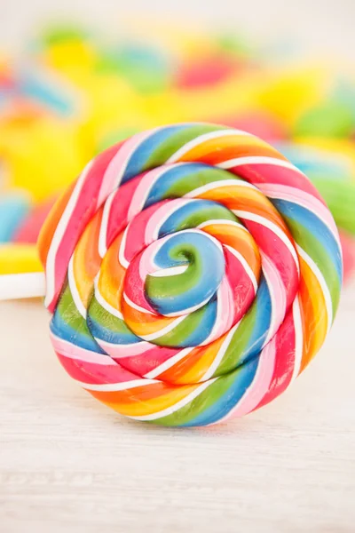 Bonbony s různých tvarů a barev — Stock fotografie