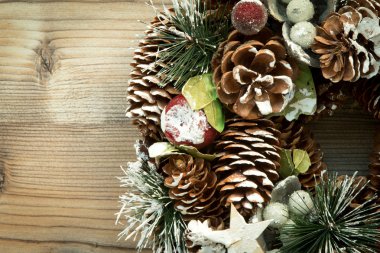 Noel çelenk ve şube