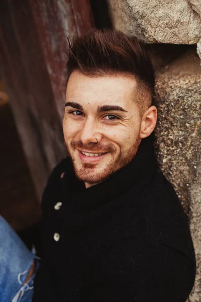 Attractive guy in old house. — Stock Photo, Image