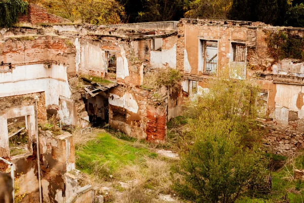 오래 된 건물 파괴 — 스톡 사진