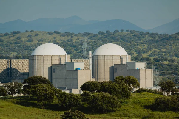Kernkraftwerk Almaraz — Stockfoto