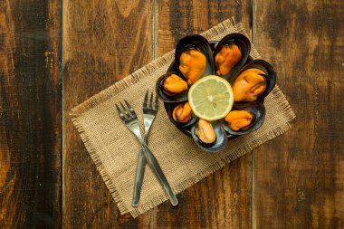 Delicius meze ile doğal midye