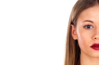 Kırmızı dudaklar ile şık kız