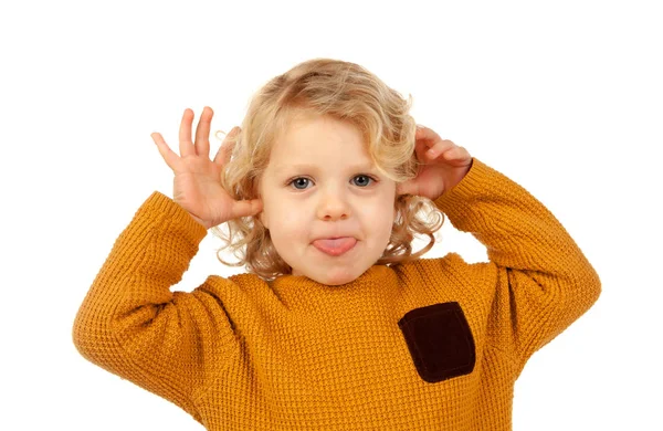 Criança pequena em camisa amarela — Fotografia de Stock