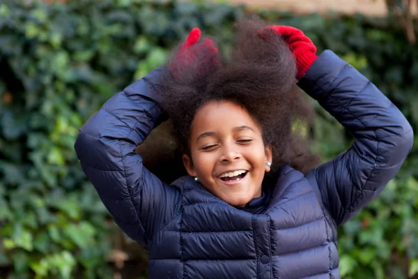 Csinos lány afro haj — Stock Fotó