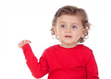 Kıvırcık saçlı bebek