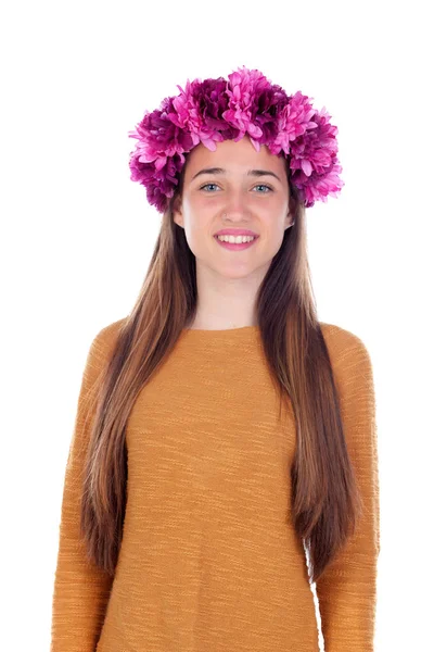 Adolescent fille avec pourpre couronne florale — Photo