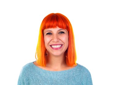 Kırmızı saçlı genç kadın