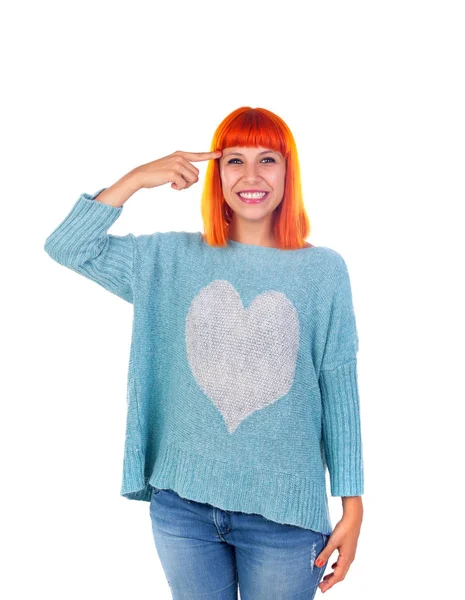 Kırmızı saçlı genç kadın