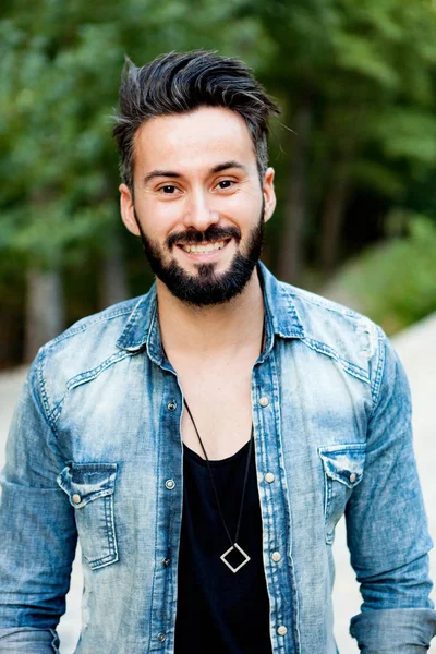 Young bearded man — Stock Photo, Image