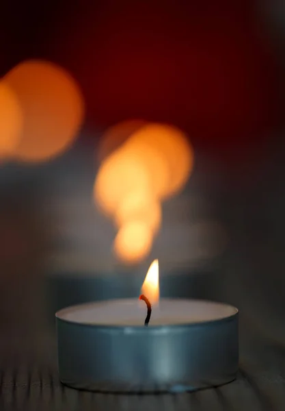 Μικρά κεριά καύση — Φωτογραφία Αρχείου