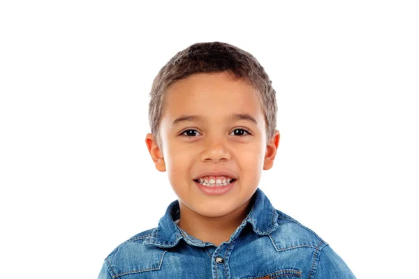 白い背景で隔離のデニム シャツかわいい幸せな小さなアフリカ少年 — ストック写真