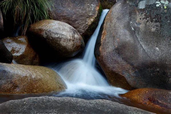 Водопад Горы Удивительная Природа — стоковое фото
