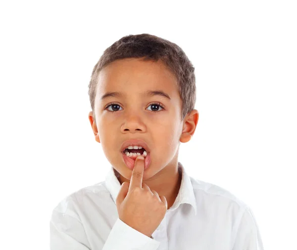 Süße Fröhliche Kleine Afrikanische Junge Weißem Hemd Zeigt Seine Neuen — Stockfoto