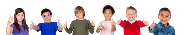 Gelukkige Kinderen Zeggen Met Hun Duimen Geïsoleerd Een Witte Achtergrond — Stockfoto