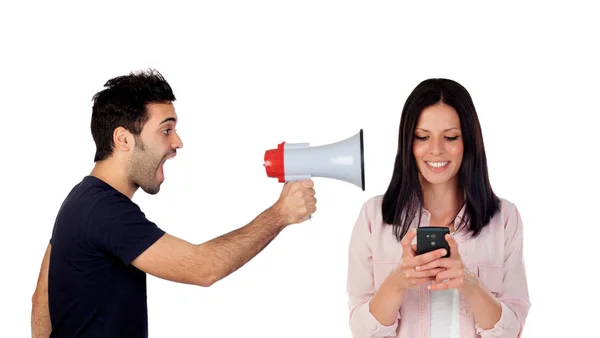 Cara Com Megafone Gritando Com Namorada Com Telefone Celular Isolado — Fotografia de Stock