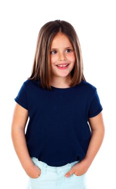 Mavi t-shirt beyaz arka plan üzerinde izole poz içinde mutlu küçük kız