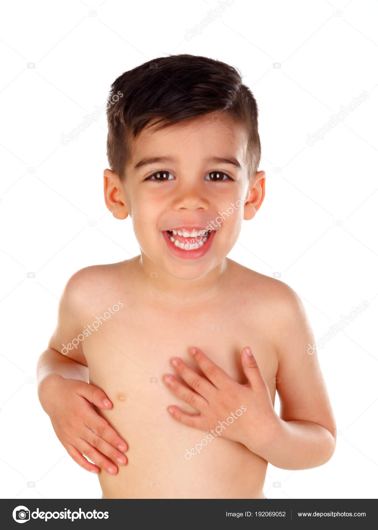 上半身裸　少年 上半身裸の少年が白い背景で隔離の笑みを浮かべてください — ストック写真 © Gelpi #192069052