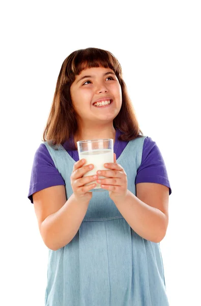 Niedliches Kleines Mädchen Hält Glas Milch Isoliert Auf Weißem Hintergrund — Stockfoto