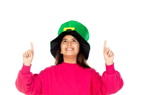 可愛いです女の子とともに大きな緑の帽子隔離された白い背景 — ストック写真