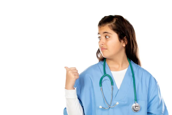 Menina Engraçada Com Uniforme Médico Azul Isolado Fundo Branco — Fotografia de Stock